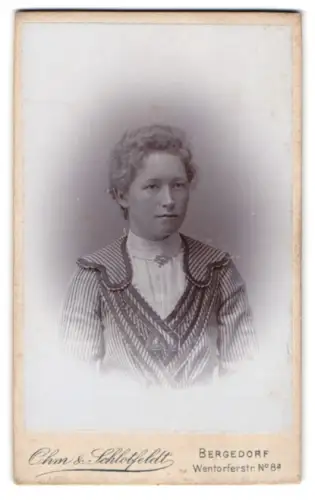 Fotografie Ohm & Schlotfeldt, Bergedorf, Wentorferstr. 8a, Elegantes Porträt einer Dame