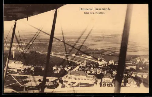 AK Travemünde, Blick vom Flugzeug auf die Kurhausanlagen