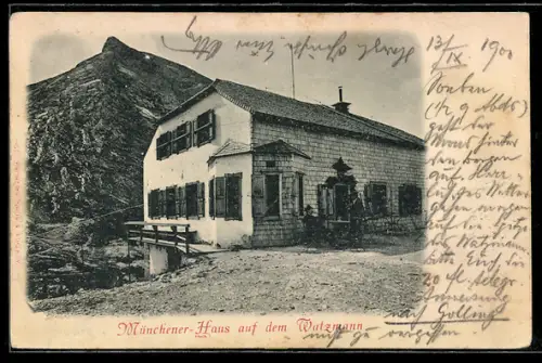 AK Münchner Haus auf dem Watzmann, Blick auf die Berghütte