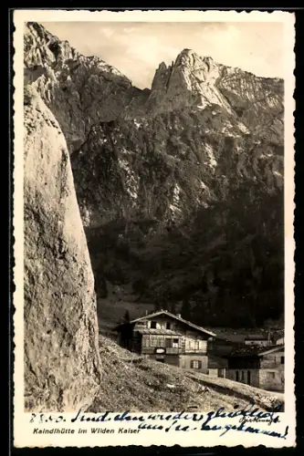 AK Kaindlhütte im Wilden Kaiser, Berghütte im Sonnenschein