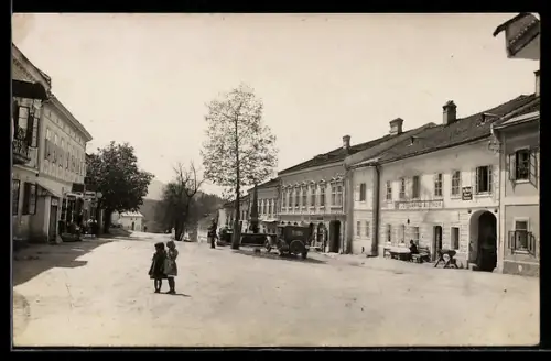 AK Königswiesen, Strassenpartie mit Gasthof Johann Pilz