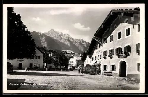 AK Abtenau, Marktplatz mit Wieswand