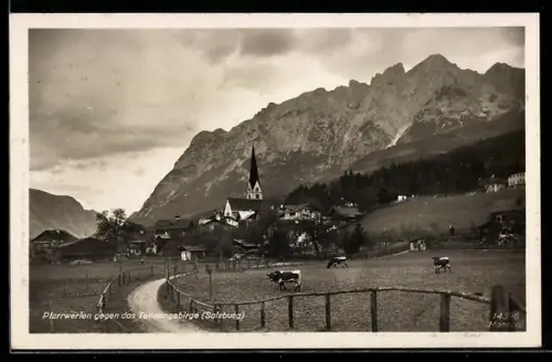 AK Pfarrwerfen /Salzburg, Ort gegen das Tennengebirge