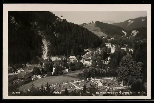 AK Gutenstein /N.-Ö., Ruine und Ort