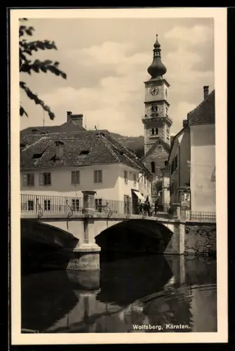 AK Wolfsberg /Kärnten, Brücke mit Kirchturm, Ortspartie