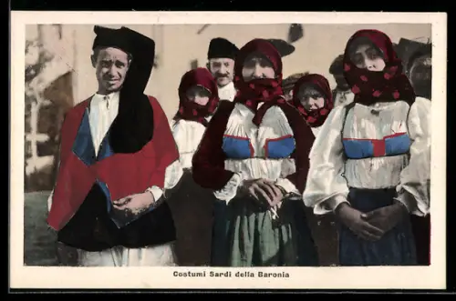 AK Sardegna, Costumi Sardi della Baronia, Gruppo in abiti tradizionali sardi