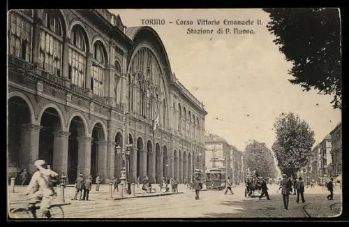 AK Torino, Corso Vittorio Emanuele II. Stazione di P. Nuova, Strassenbahn