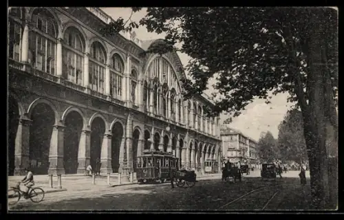 AK Torino, Stazione Porta Nuova con tram e ciclisti, Strassenbahn