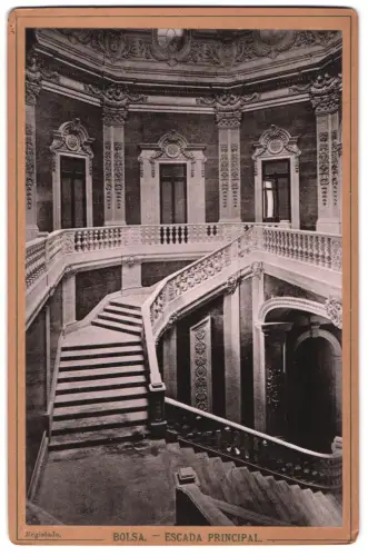Fotografie unbekannter Fotograf, Ansicht Porto, Bolsa, Escada Principal