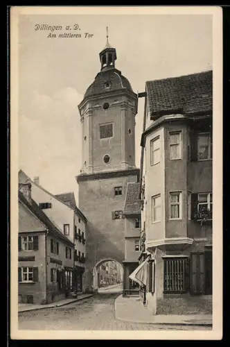 AK Dillingen a. D., Strassenpartie am mittleren Tor