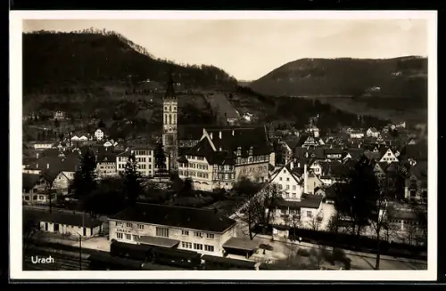 AK Urach, Ortsansicht mit Blick zur Kirche
