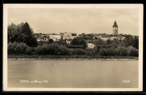AK Enns a. d. Donau, Panorama mit Donau und Stadtpanorama