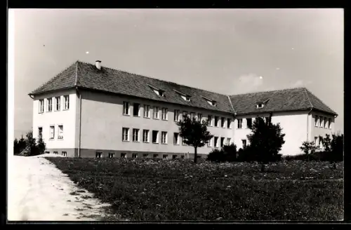 Foto-AK Rainbach bei Freistadt, Langes Gebäude mit Seitenflügel