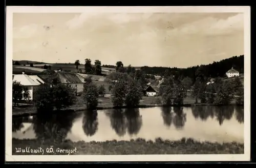 AK Leopoldschlag /O. Ö., Wullowitz, Grenzort, Ansicht vom Wasser aus