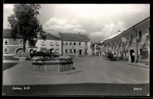 AK Gutau /O.-Ö., Strassenpartie mit Gasthaus Pils