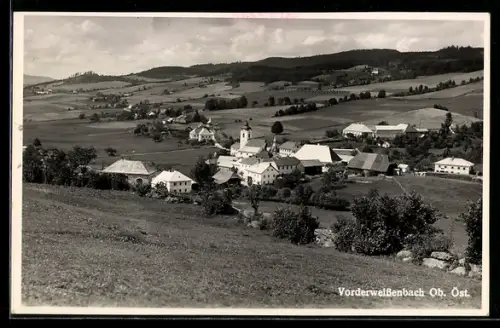 AK Vorderweissenbach /Ob.-Öst., Teilansicht mit Kirche
