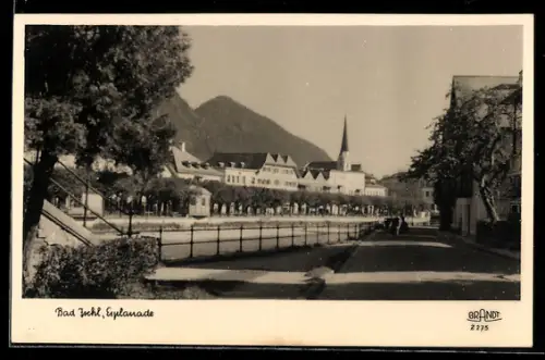 AK Bad Ischl, Esplanade mit Kirche