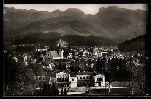 AK Bad Ischl, Ortsansicht mit Kaiserlicher Villa