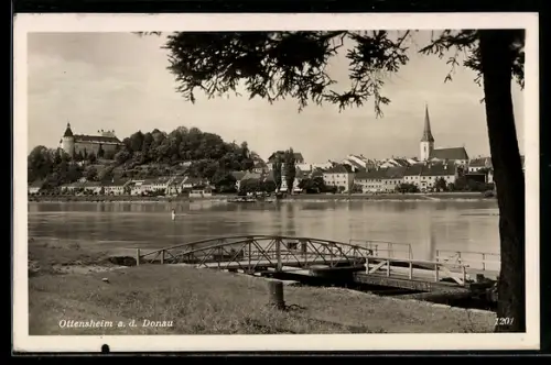 AK Ottensheim a. d. Donau, Uferpartie mit Kirche