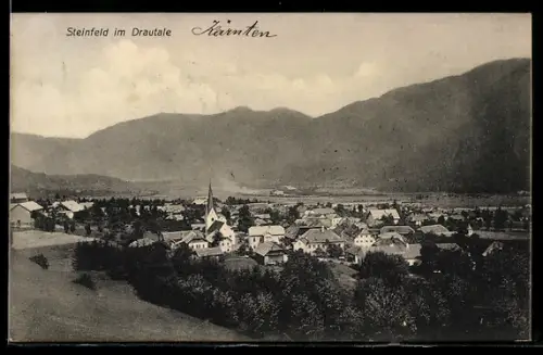 AK Steinfeld im Drautale, Panorama mit Kirche und Bergen