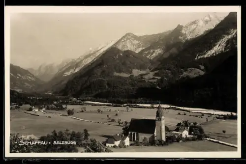 AK Scheffau am Tennengebirge, Kirche und Ort im Tal, Gebirgspanorama