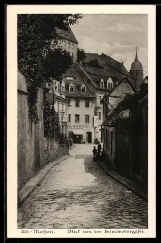 AK Meissen, Blick in die Strasse Leinewebergasse auf die Brotbäckerei