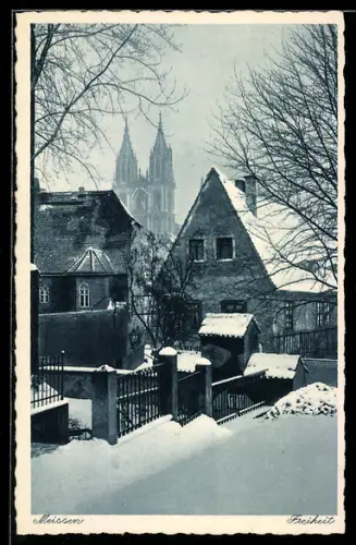 AK Meissen, Strasse Freiheit mit Winter mit Blick auf den Dom