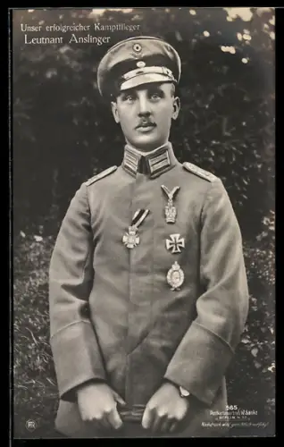 Foto-AK Sanke Nr. 565: Leutnant Anslinger in Uniform mit Flugzeugführerabzeichen
