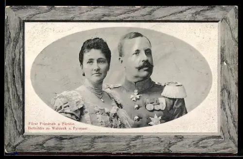 AK Fürst Friedrich und Fürstin Bathildis von Waldeck-Pyrmont im Portrait