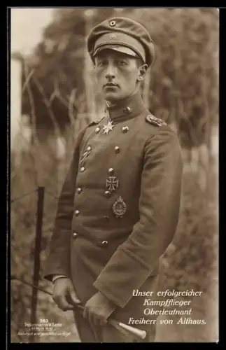 AK Sanke Nr. 383, Portrait Oberleutnant Freiherr von Althaus, erfolgreicher Kampfflieger