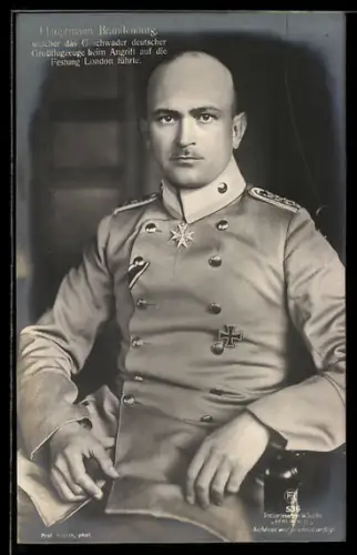 Foto-AK Sanke Nr. 536: Hauptmann Brandenburg, Führte Angriff auf London