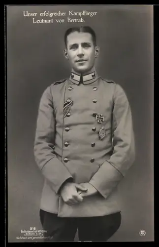 Foto-AK Sanke Nr. 516: Unser erfolgreicher Kampfflieger Leutnant von Bertrab
