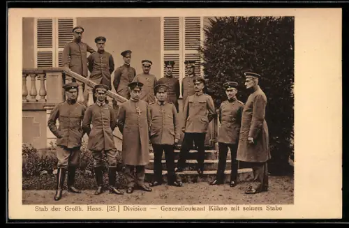 AK Generalleutnant Kühne mit dem Stab der Grossh. Hess. 25. Division, Feldgeistlicher