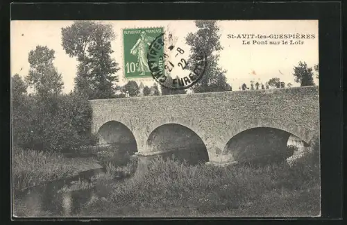 AK St-Avit-les-Guespières, Le Pont sur le Loir