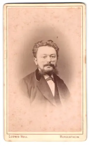Fotografie Ludwig Holl, Mergentheim, Porträt eines Herrn