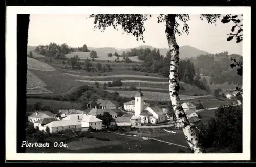 AK Pierbach /O. Ö., Ortsansicht mit Kirche aus der Vogelschau