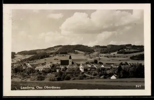AK Lasberg /Gau Oberdonau, Ortspanorama mit Kirche u. Umgebung