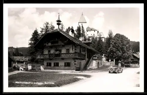 AK Mauterndorf i. Lungau, Schloss mit benachbartem Haus u. Strasse