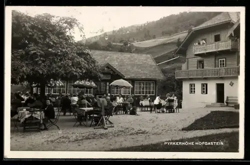 AK Hofgastein, Gasthaus Pyrkerhöhe mit Terrasse und Gästen