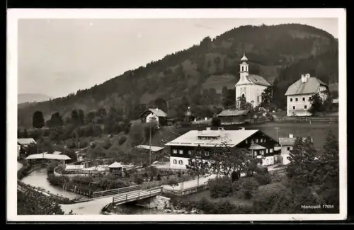 AK Flachau bei Altenmarkt, Ortsansicht mit Kirche und Brücke