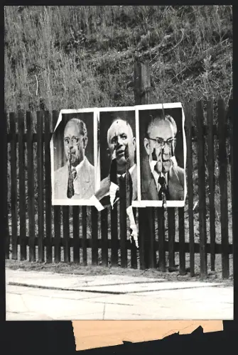 Fotografie Ansicht Berlin-Niederschönhausen, von Ostberlinern zerissene Plakate von Ulbricht, Chruschtschew & Grotewohl