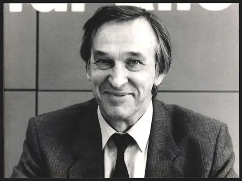 Fotografie sowjetischer Diplomat Valentin Falin im Portrait