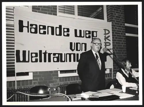Fotografie sowjet. Politikwissenschaftler Wadim Walentinowitsch Sagladin auf DKP Konferenz