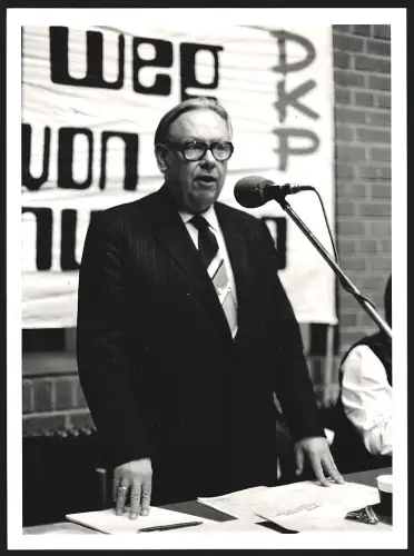 Fotografie Wadim Walentinowitsch Sagladin Berater von Breschnew und Gorbatschow auf DKP Veranstaltung