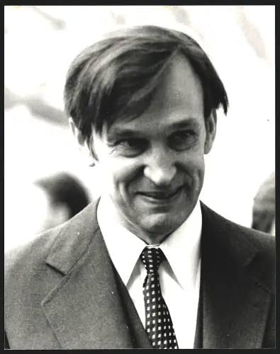 Fotografie Portrait Valentin Falin, UdSSR Botschafter