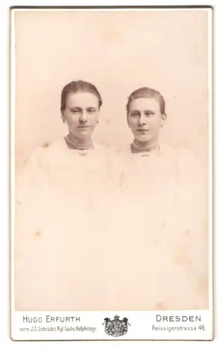 Fotografie Hugo Erfurth, Dresden-Johannstadt, Reissigerstrasse 46, Porträt zweier eleganter Frauen
