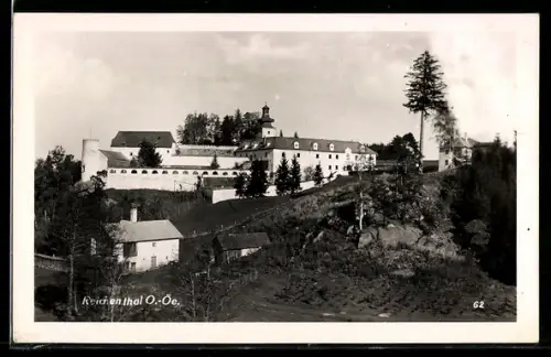 AK Reichenthal /Ob. Öst., Klosteranlage mit Wehrmauer
