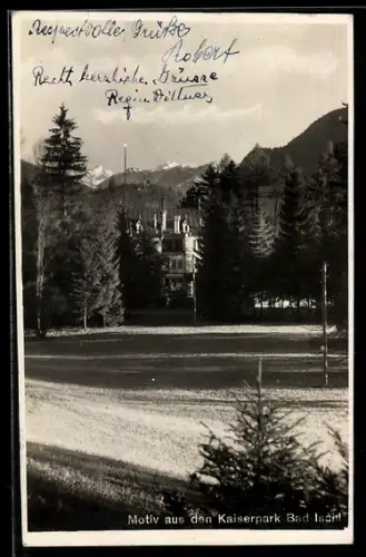 AK Bad Ischl, Kaiserpark mit Villa und Bergpanorama