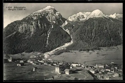 AK Bergün /Albulabahn, Ortsansicht mit Bergpanorama