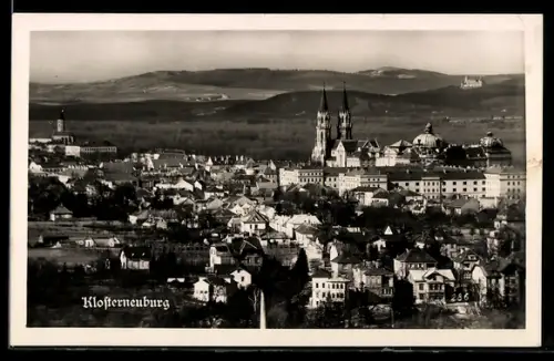 AK Klosterneuburg, Panorama mit Stiftskirche
